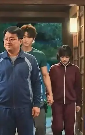 《高三爱情故事》AI短剧完整版全集免费观看-高能魂穿逆袭剧情太敢拍-《高三爱情故事》未删减HD中字在线播放-夸克网盘资源分享-沉浸式追剧体验