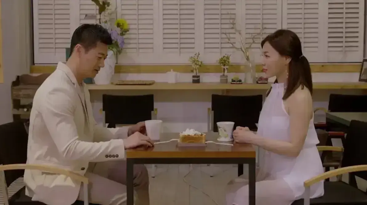 《邻居家妻子》韩国电影未删减1080P韩语中字-我邻居的老婆高清在线观看-百度网盘夸克迅雷下载-《邻居家妻子》全集完整版免费看