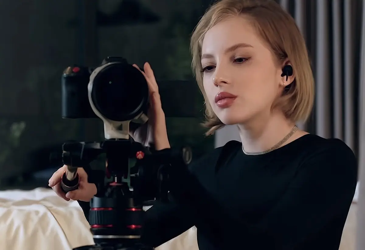 《Vixen》Bella Spark特工电影合集-1080P高清画质无删减在线看-Vixen全系列HD中字无广告播放-贝拉·斯帕克动作戏精彩集锦