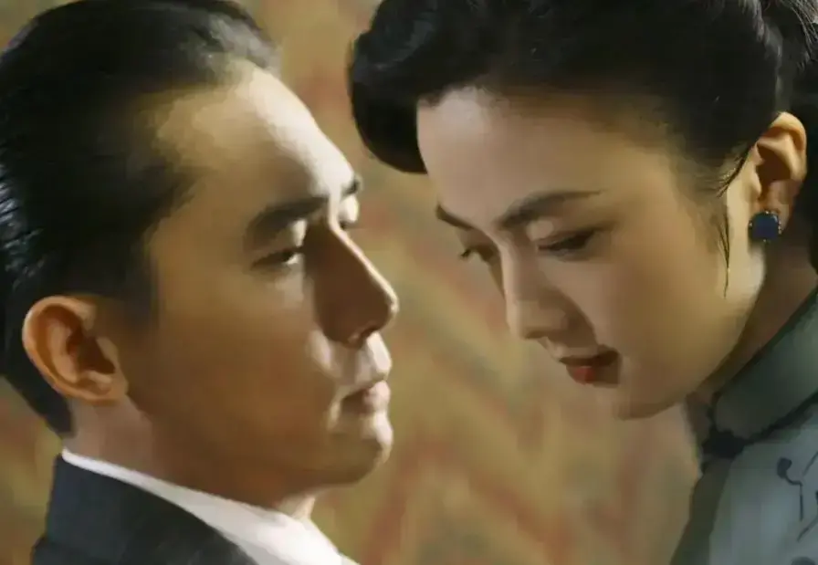 《色戒》电影高清完整版在线观看-《色戒》无删减版免费播放-蓝光画质中字下载